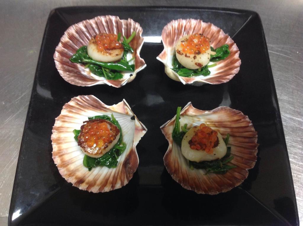Hotel Zagame'S House Melbourne Zewnętrze zdjęcie Scallops with caviar