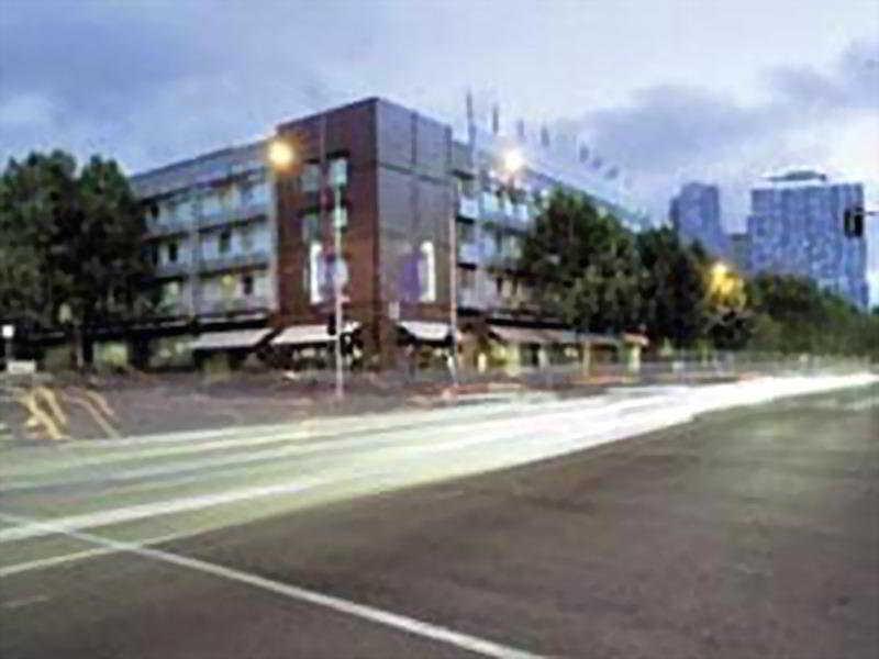 Hotel Zagame'S House Melbourne Zewnętrze zdjęcie The former headquarters of the Australian Institute of Sport in the Australian Capital Territory