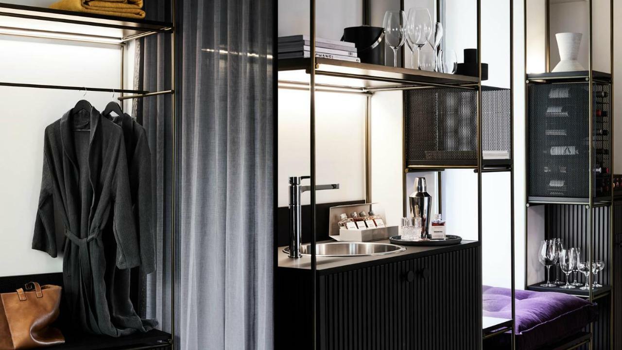 Hotel Zagame'S House Melbourne Zewnętrze zdjęcie The interior of a suite at The Standard East Village